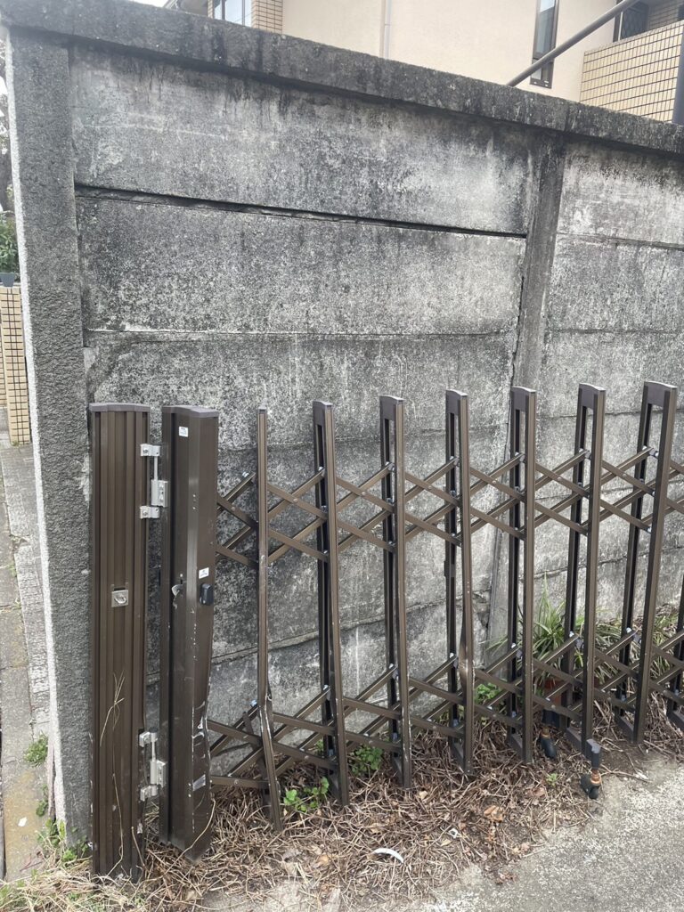 01壁補修補修前04